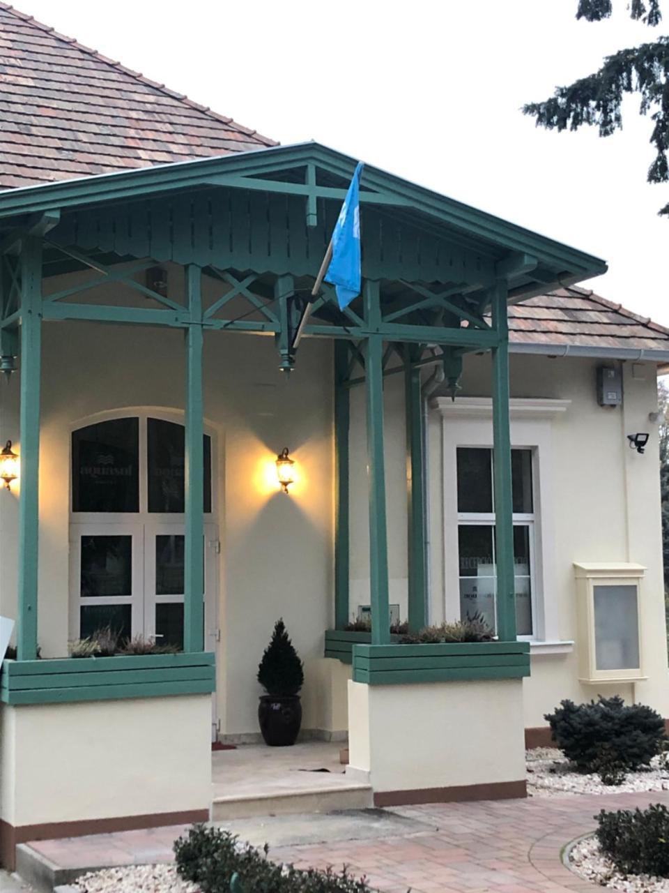 Aquasol Resort Mosonmagyaróvár Екстериор снимка